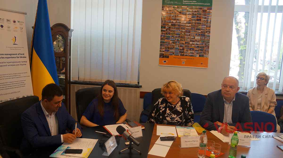 osvityanskyy-proekt-Vyshegradu-3