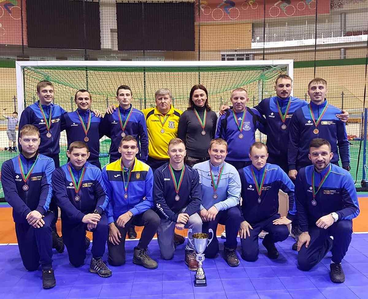 hokej v minsku 1 1