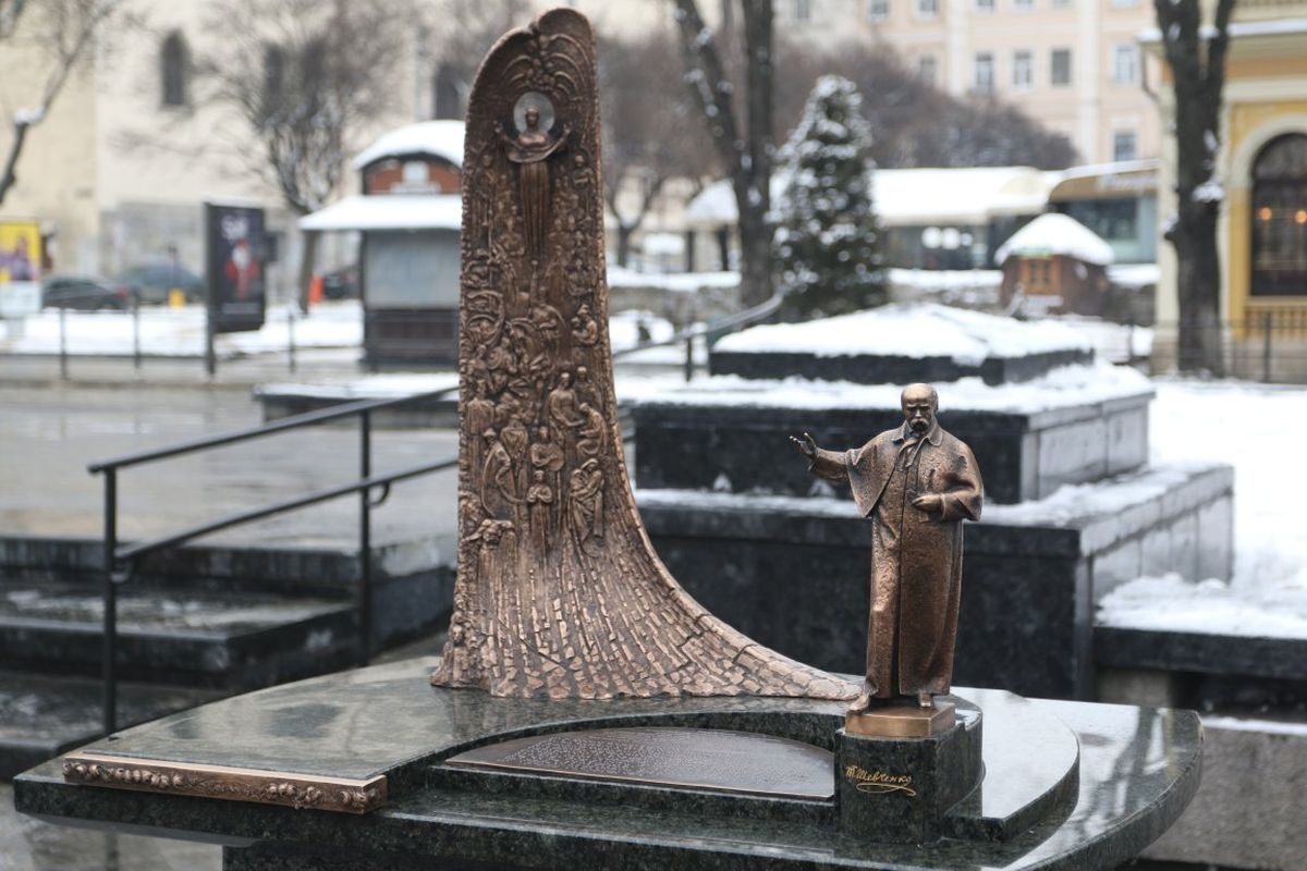 bronzovyi-maket-kobzaria-lviv1