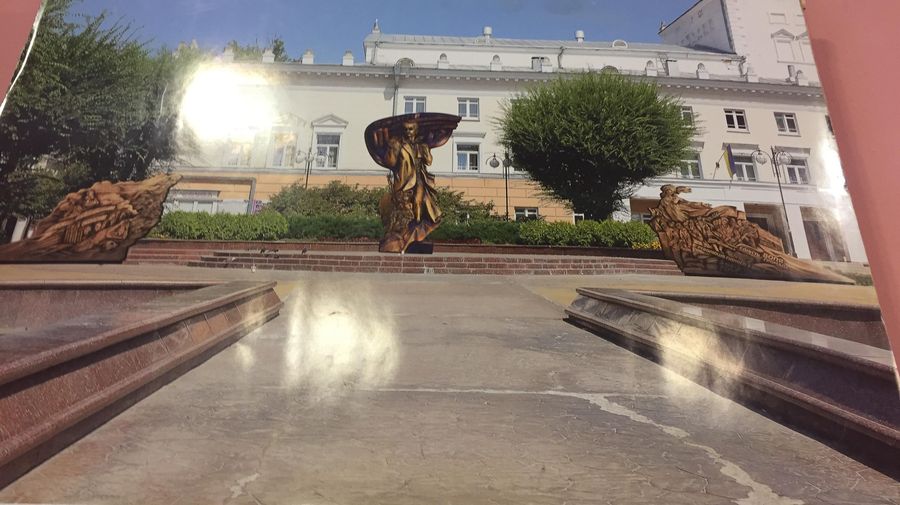 proekti-pamyatnikiv-shevchenka-ta-nebesnoi-sotni-u-vinnitsia-7