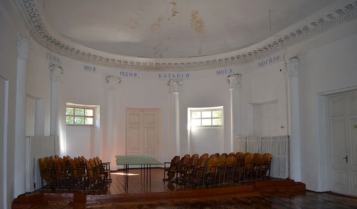 Chopnomyn palace 04
