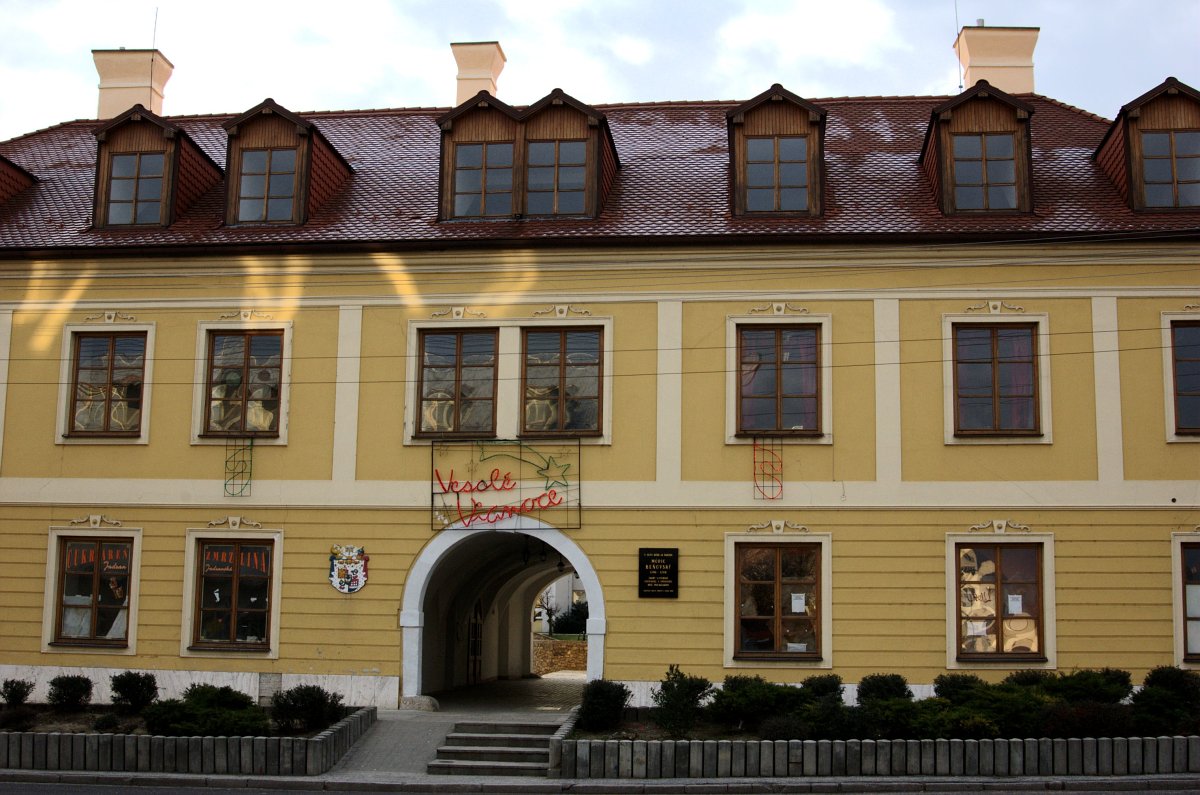 Vrbove kuria benovskeho 02