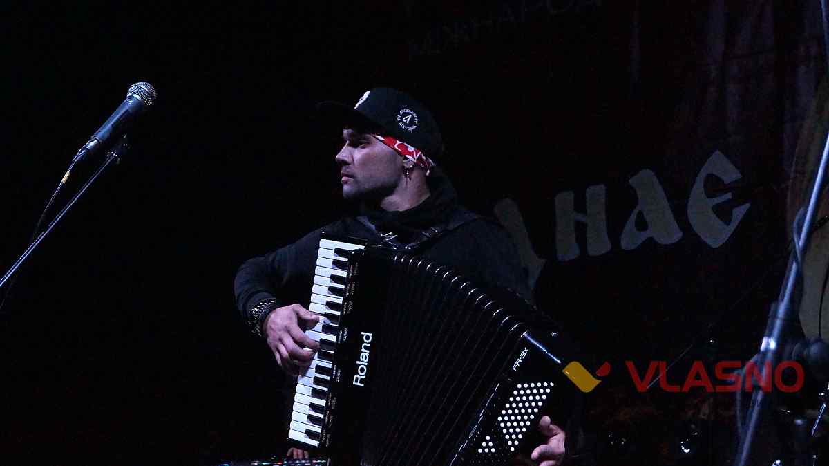 rock guvuii vogon 6 1