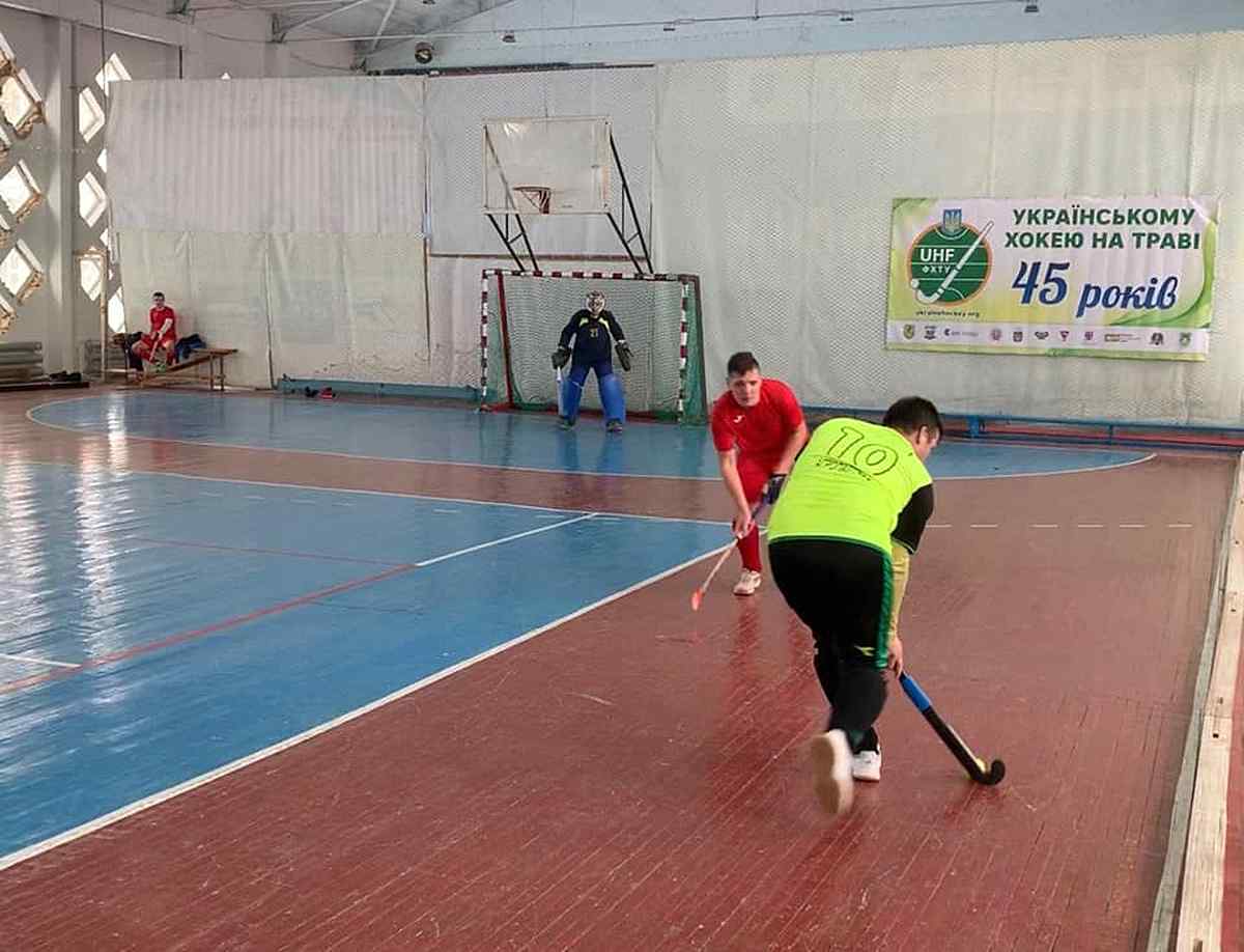 hokey v-Litini 144 1