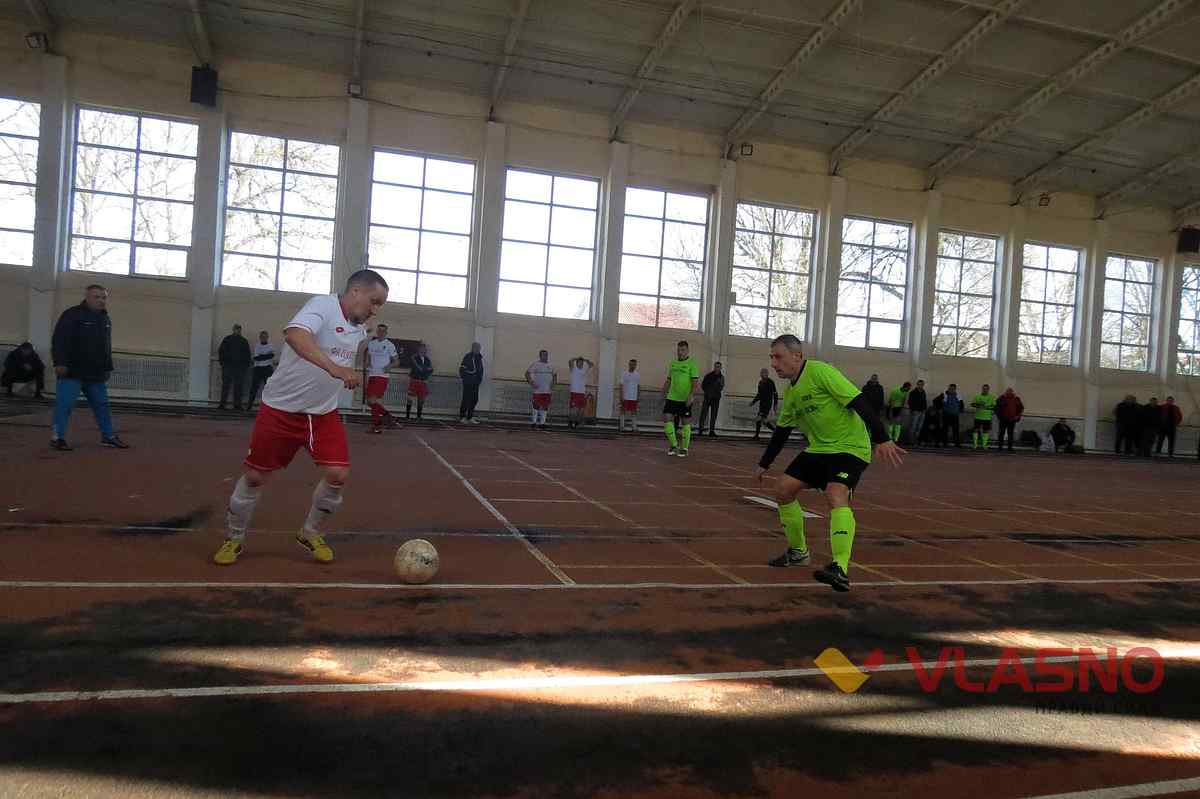 fytbol veteranov 6 1