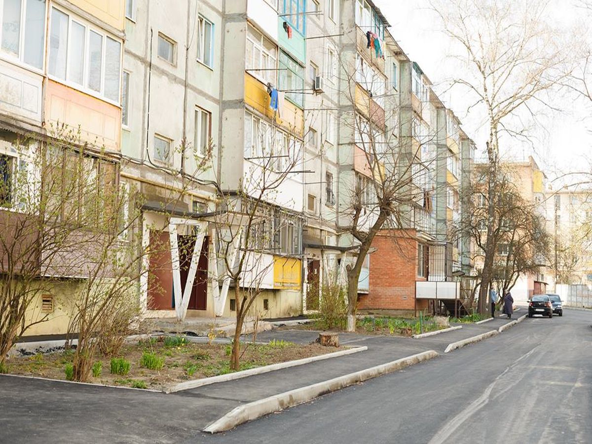 u vinnytsi vidnovlyuyut prybudynkovi terytoriyi 2