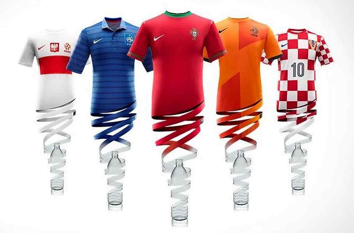 t-shirt from plastic-e1492845934426 1