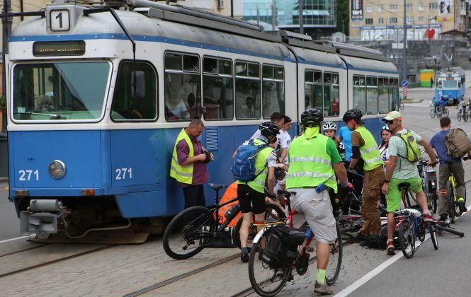 vrizavsia-v-tramvaj-vinn-3 1
