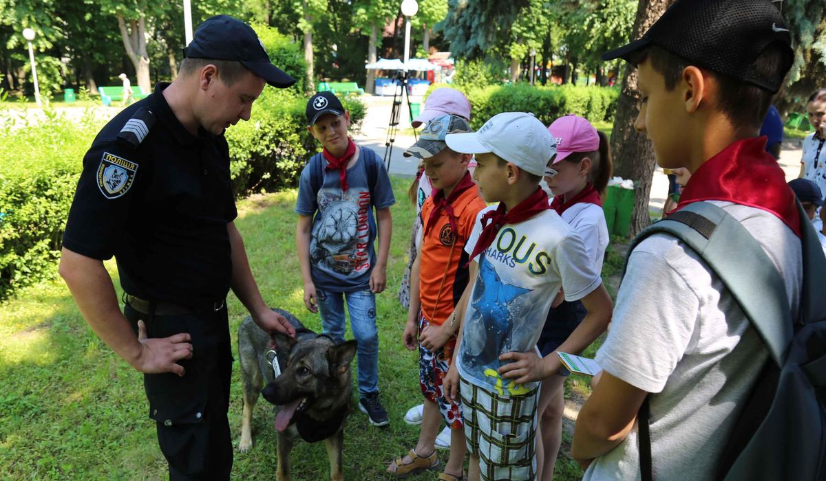 vinnytski politseyski z ditmy 3