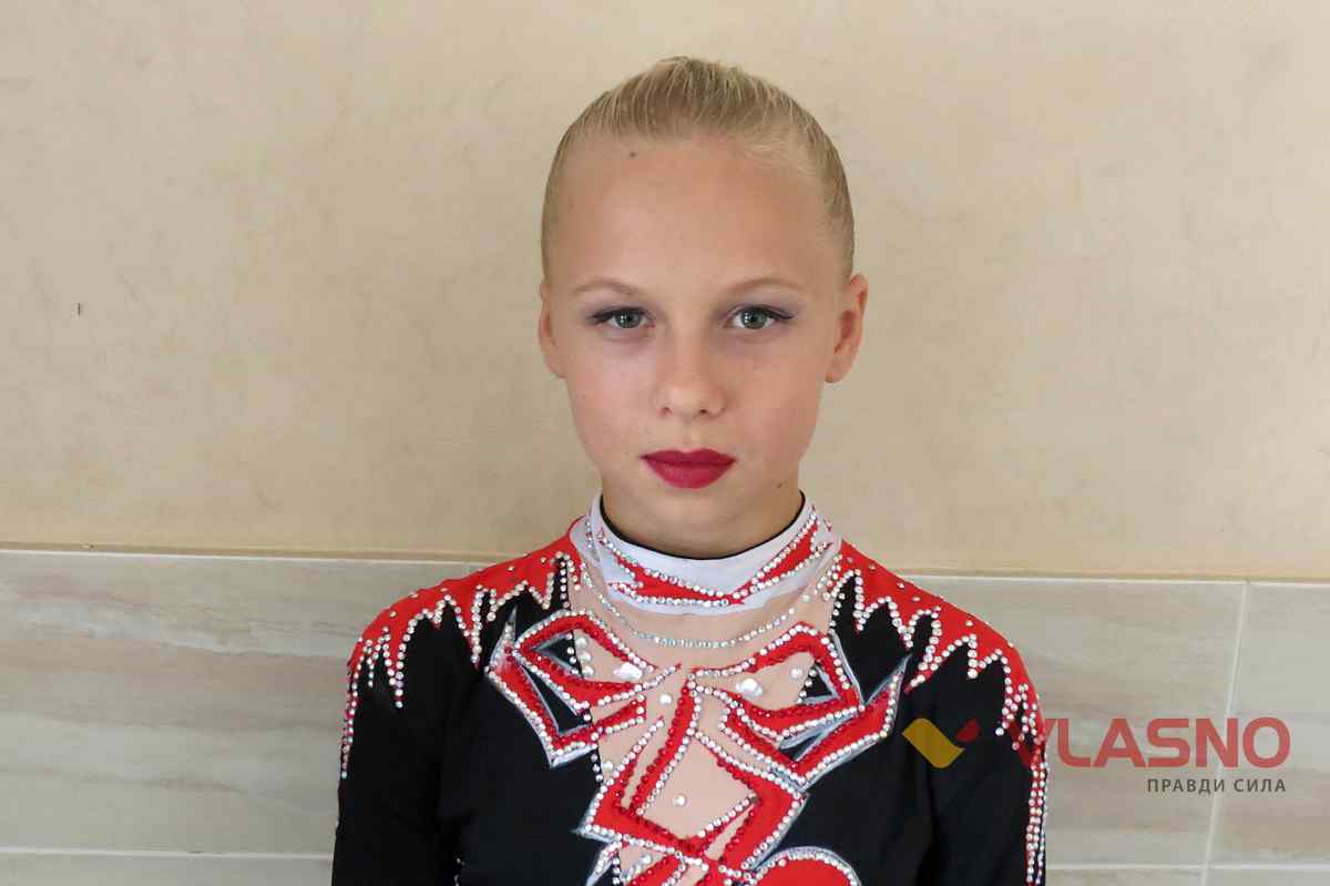 viktoria demura 1