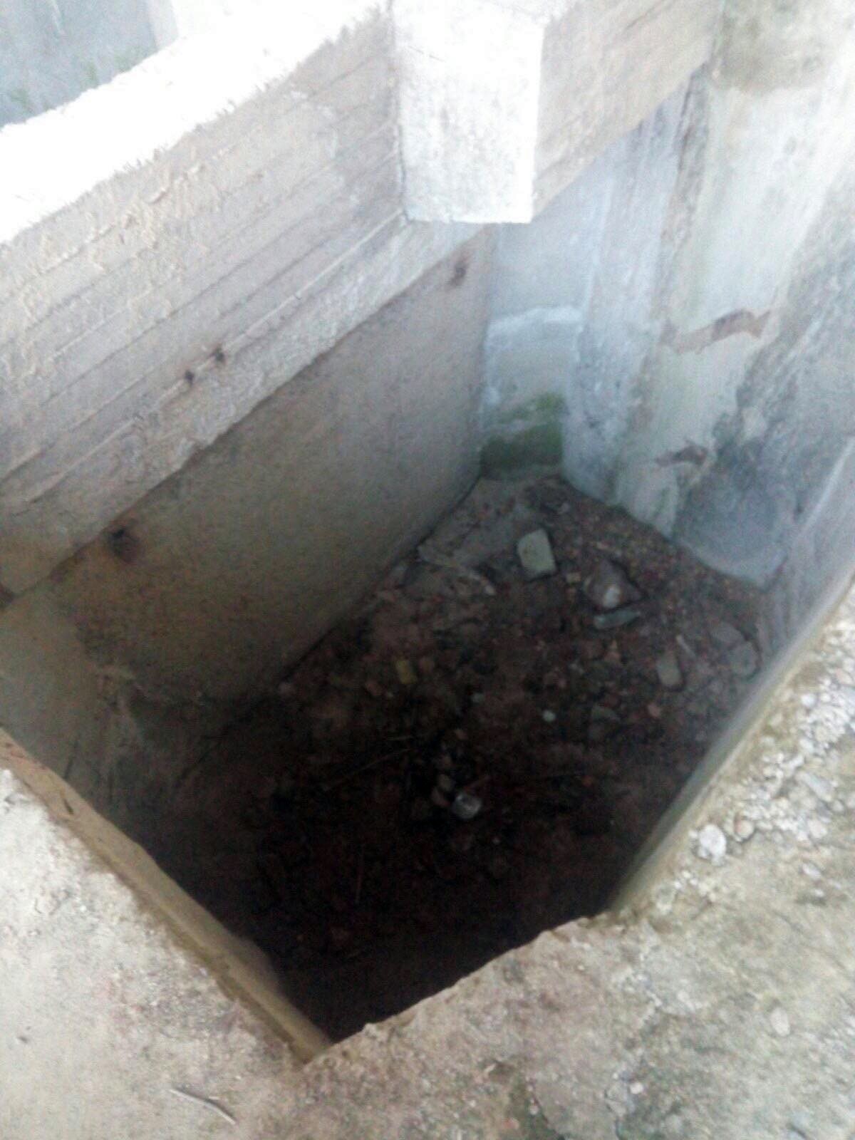 chlopchyk-vpav-u-yamu-2