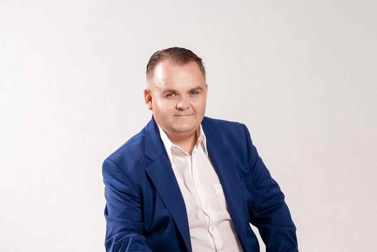 1286836-kandidat-u-narodni-deputati-maksim-pashkovskiy--pro-it-vikliki-suchasnosti-ta-perspektivi-galuzi-politichna-reklama 1