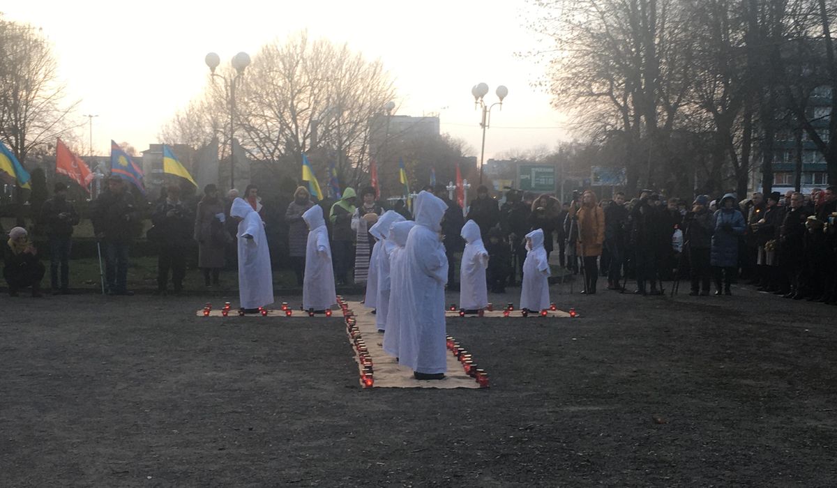u vinnytsi vshanuvaly zhertv holodomoru 1