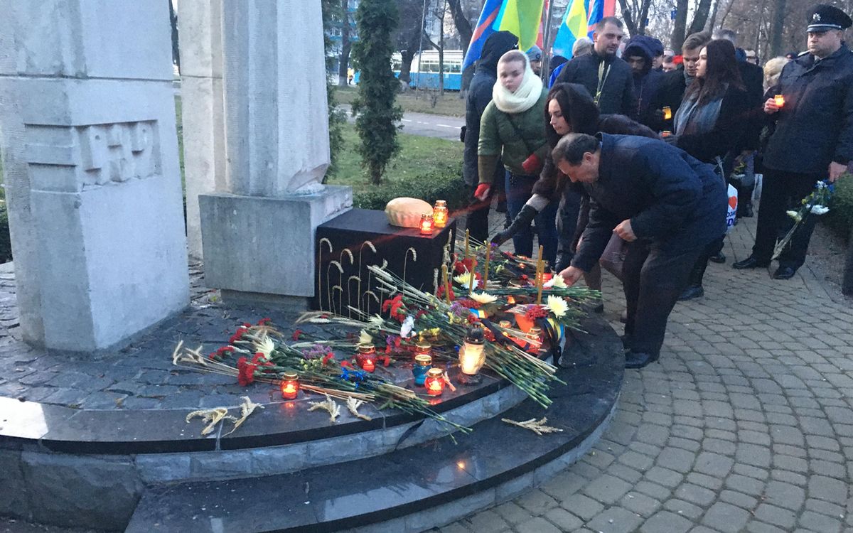 u vinnytsi vshanuvaly zhertv holodomoru 10