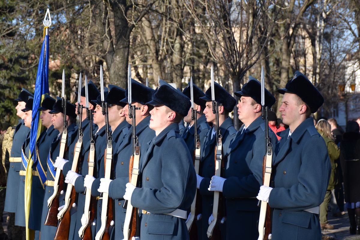 u vinnytsi poklaly kvity 5