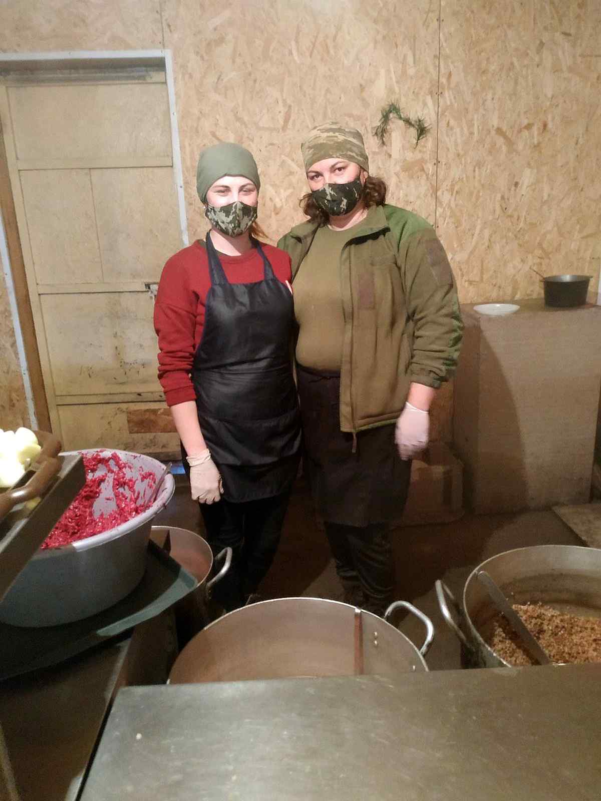 e7c57e83-be20-4f3e-be61-ba7a14087b6d 1