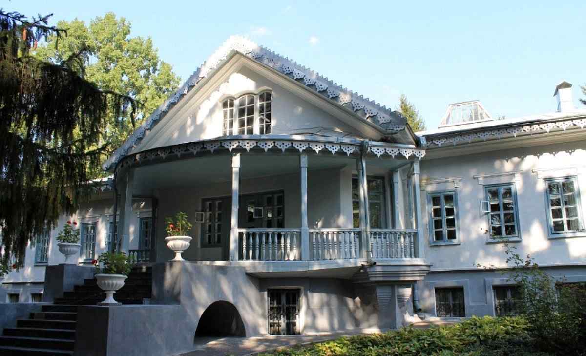 nacionalnyj-muzej-usadba-n-i-pirogova-2 1