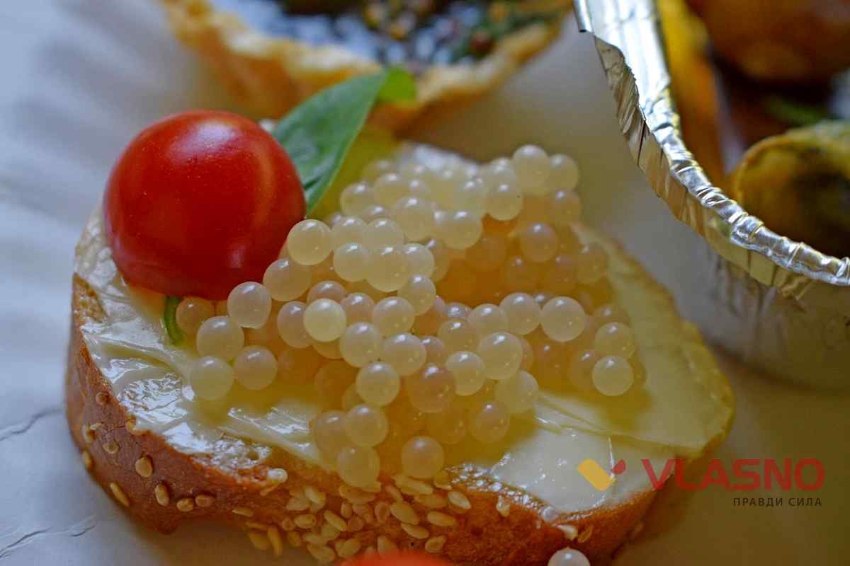 ravlukova ferma 30 1