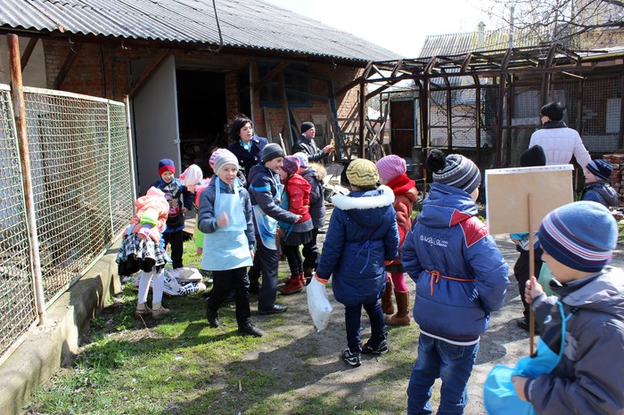  Жмеринські школярі розповіли перехожим, як зберегти довкілля 