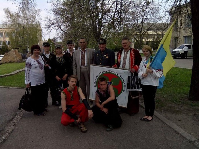 «Нормальні люди в ці дні садять картоплю, а ще кращі сіють –  зерно волі» – історик Олександр Коваль