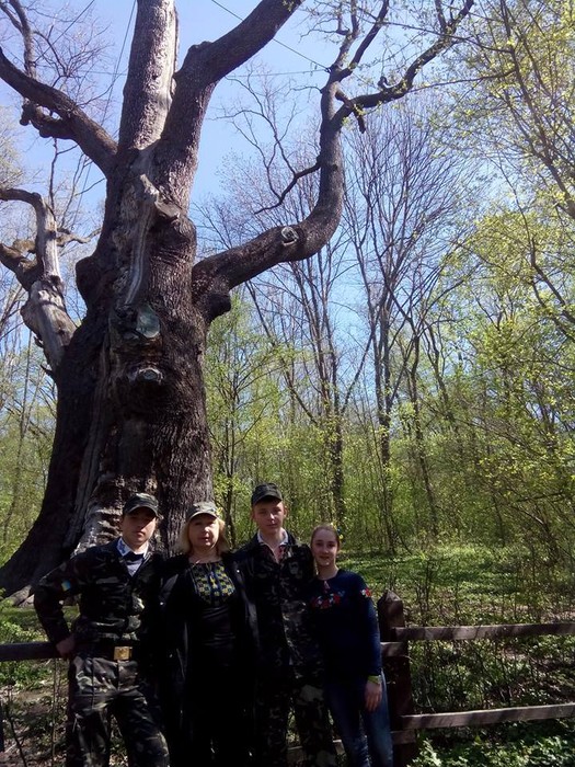 «Нормальні люди в ці дні садять картоплю, а ще кращі сіють –  зерно волі» – історик Олександр Коваль