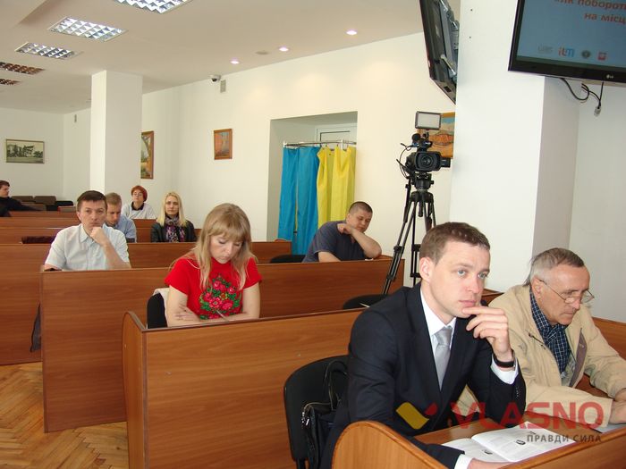 “Ми виграли революцію на Майдані, але програємо її у кабінетах чиновників”