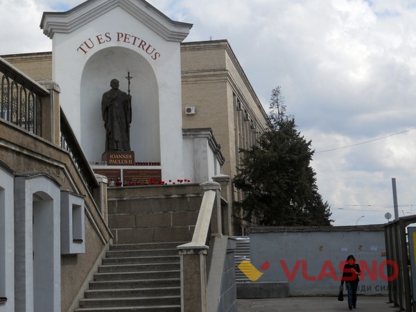 Історичний центр Вінниці спотворюють в стилі хай-тек без відома громади