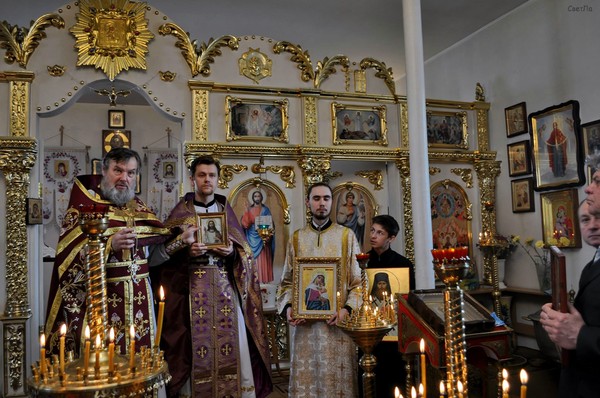  До Великодня залишилось три дні: моліться, допомагайте та любіть один одного