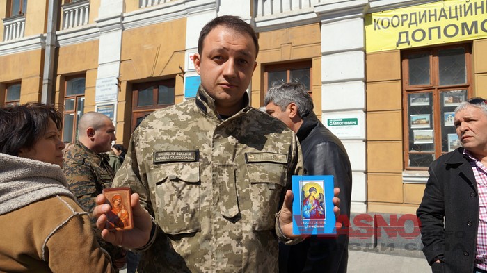  Вінничани передали на Схід півтисячі писанок 