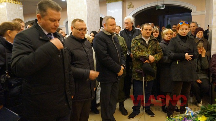 Вінниця знову тужить за полеглим воїном: прощання із “Сантою”