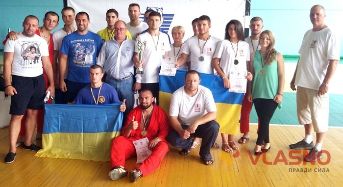 чемпіонат України серед універсальних бійців фото