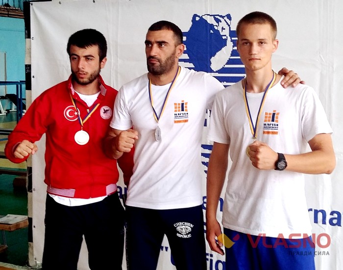 чемпіонат України серед універсальних бійців фото