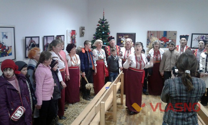 плетіння дідуха у Новосілці фото
