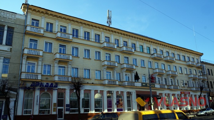 будинок на вулиці Соборній у Вінниці фото