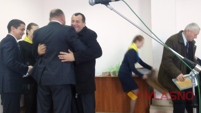 нагородження волонтерів у Вінниці фото