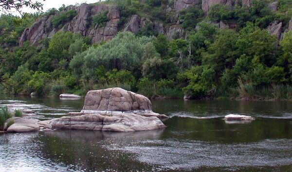 Через подільську Мурафську Швейцарію протікає «Кам'яна річка»