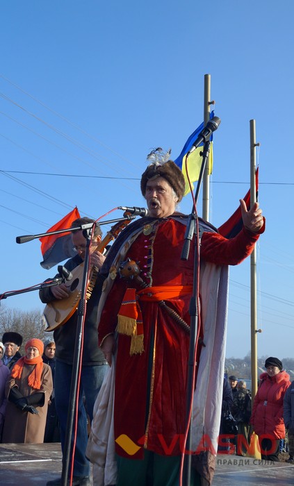 відкриття памятника Гонті та Залізняку в Умані фото