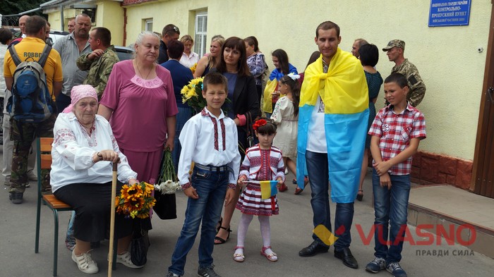 повернення військової частини 3008 у Вінницю фото