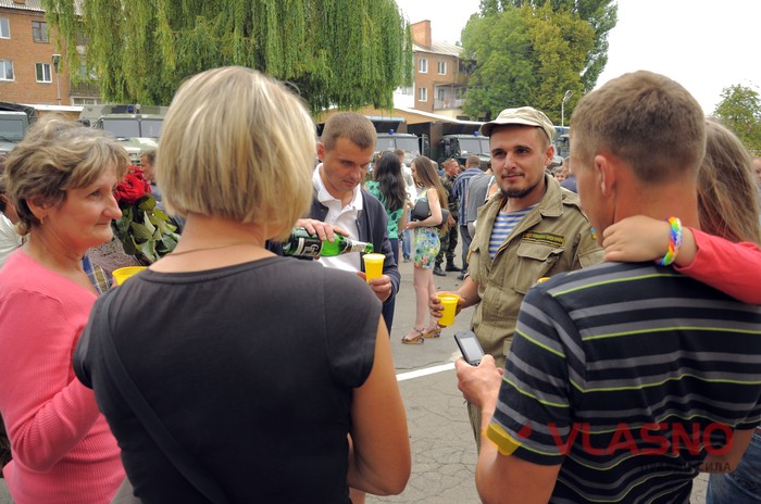 повернення військової частини 3008 у Вінницю фото