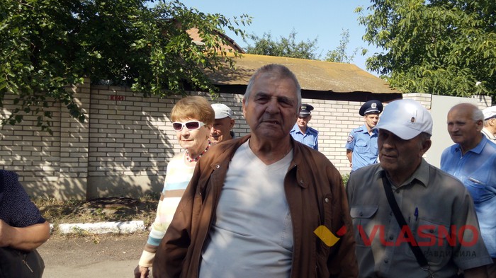 пікет біля офісу кредитної спілки "Злагода" у Вінниці фото