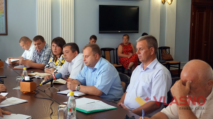 нарада з приводу МСЕК у Вінницькій облраді фото