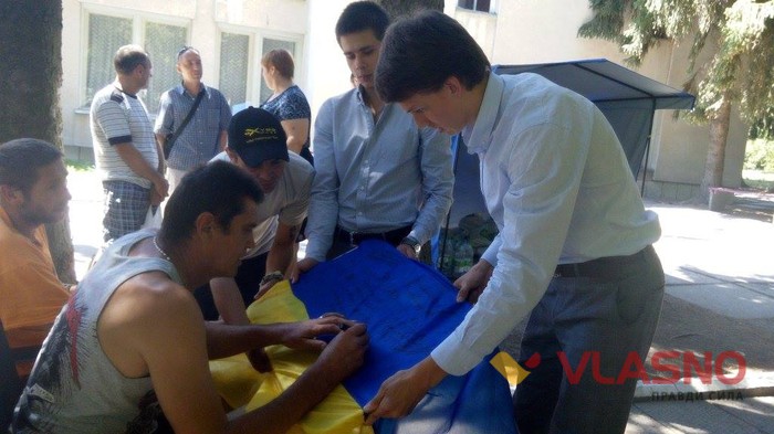 волонтери у Вінницькому військовому госпіталі фото