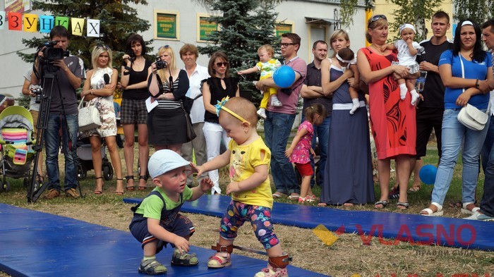 забіг у повзунках у Вінниці фото