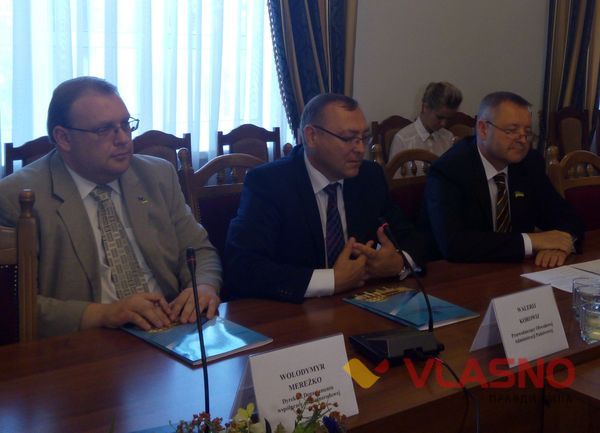 презентація акції  "Могилу прадіда вбережи від забуття" фото