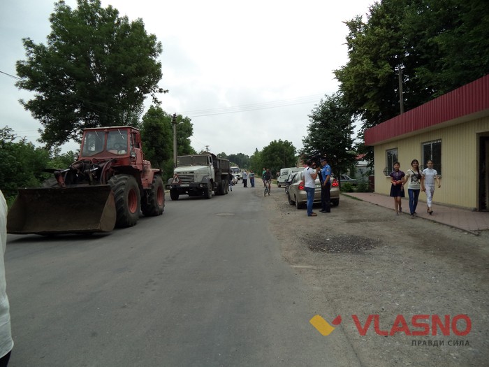 мітинг жителів сіл Нова Ободівка та Цибулівка Тростянецького району фото