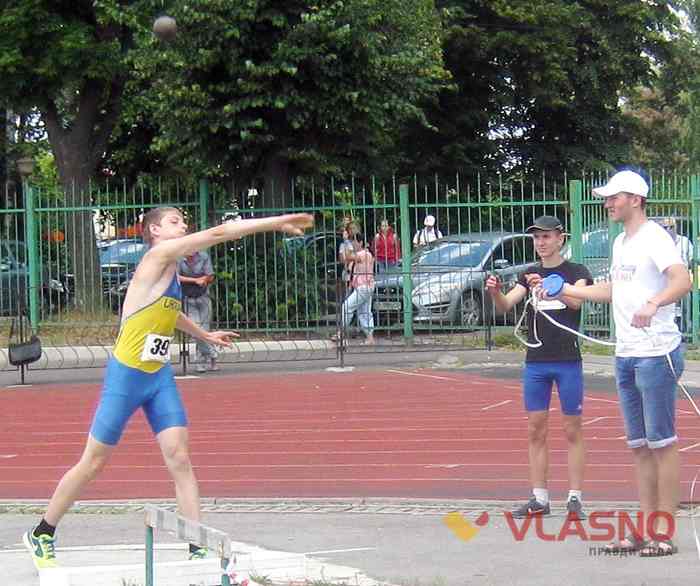 командний чемпіонат України з легкої атлетики серед юніорів  фото