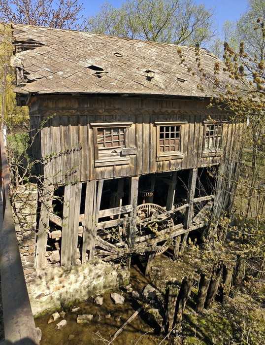 млин у селі Савинці Тростянецького району фото