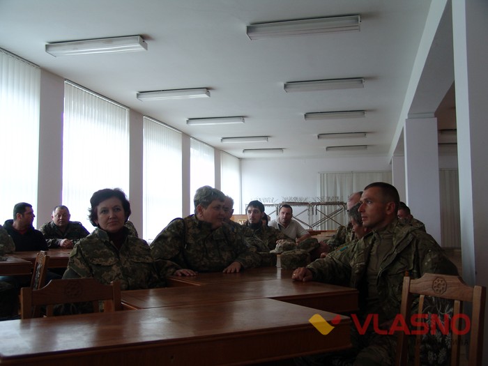 Вінницьких волонтерів нагородили  за «активну участь у патріотизмі»  фото
