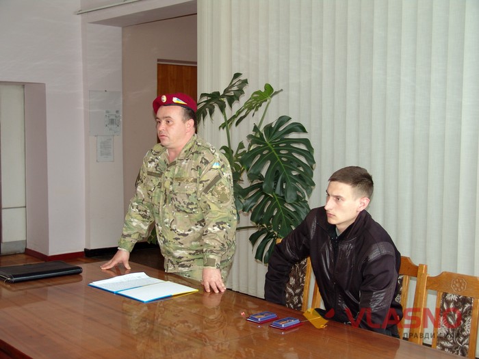 Вінницьких волонтерів нагородили  за «активну участь у патріотизмі»  фото