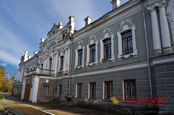 Прилуцький палац фото